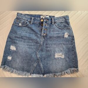 mini skirt size s